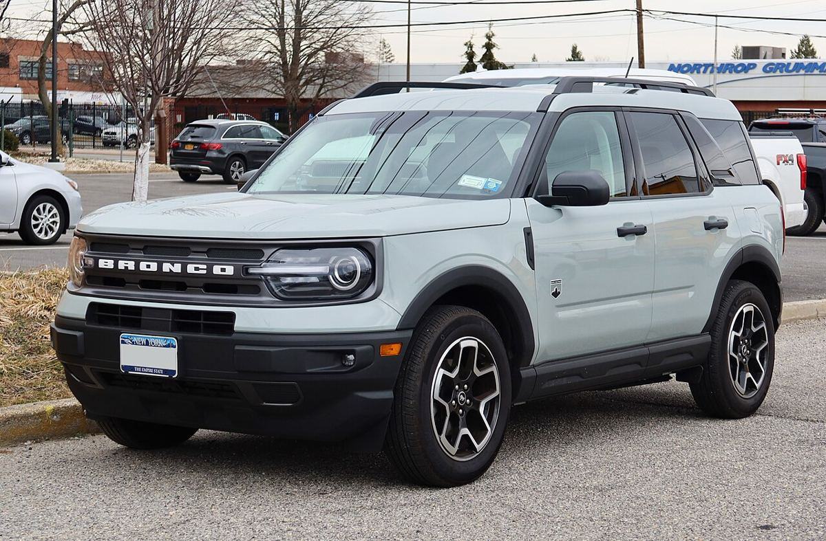 Ford Bronco Sport, recent model, front three-quarter view